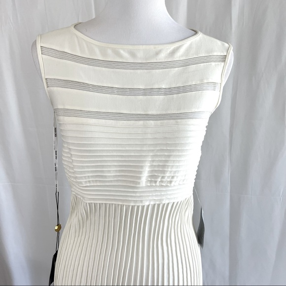 💕Host Pick💕 Tadashi Shoji Ivory Jersey Mesh Illusion Gown Dress Retail $650 - Picture 3 of 11